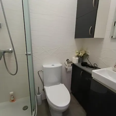 Apartman Narutowicza 41, Blisko Fabryczna, Dostep Na Kod