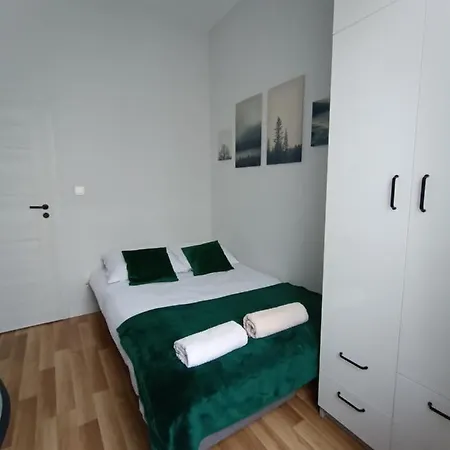 Narutowicza 41, Blisko Fabryczna, Dostep Na Kod *